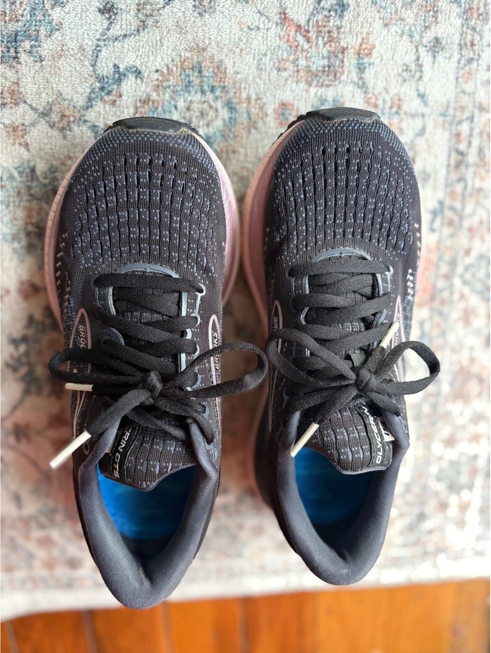 Womens size 6.5 Brooks Black and Rose Gold Running Sneakers - Picture 2 of 9
